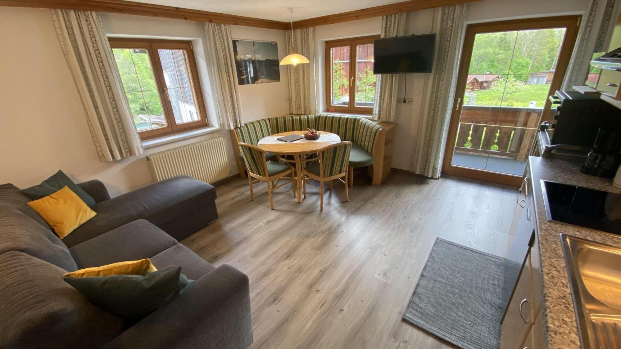 Haus Brandhofer Apartment Haeselgehr Bagian luar foto